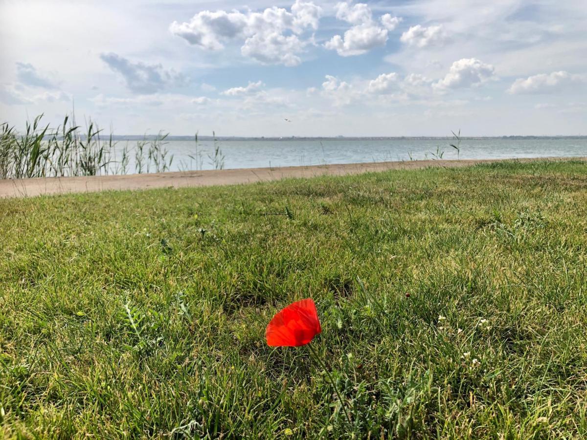 Apartment Kara Sea View Mamaia Ngoại thất bức ảnh