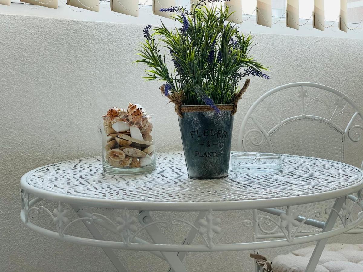 Apartment Kara Sea View Mamaia Ngoại thất bức ảnh