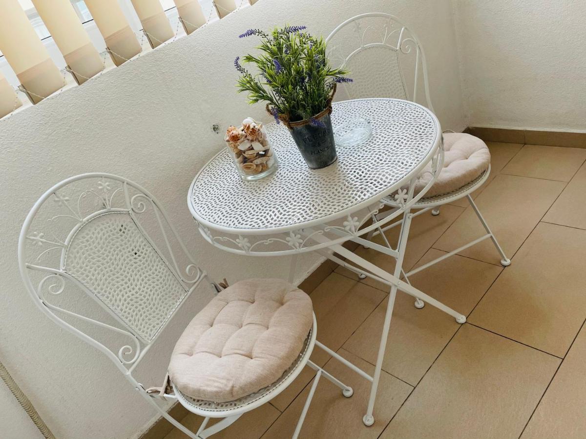 Apartment Kara Sea View Mamaia Ngoại thất bức ảnh